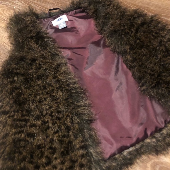 Girls Vest - Picture 2 of 3